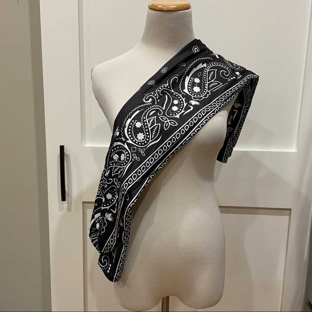 Super Soft Paisley Print Leggings - One Size